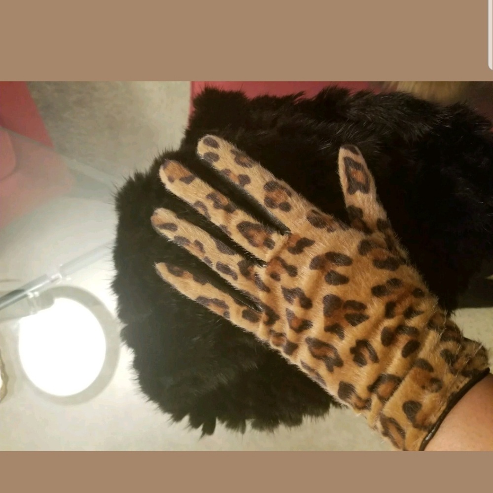 Animal Print Hairy Faux Leather Gloves sz 6.5.